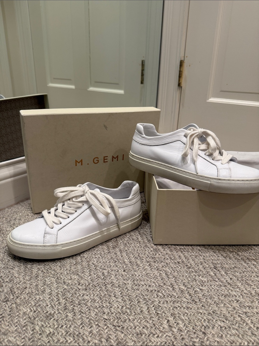 M. Gemi Palestra Minimo
White Leather Lace-Up Sneakers